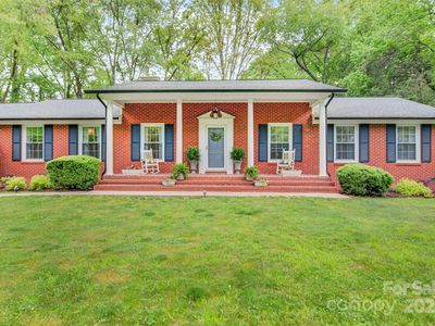 722 12th Ave NW, Hickory, NC, 28601