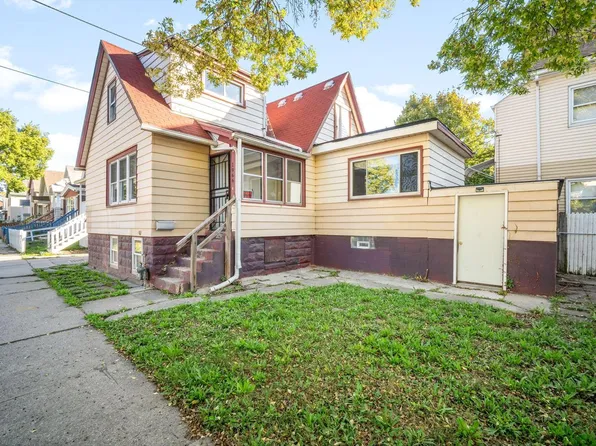 1966 South 7th STREET, Milwaukee, WI 53204