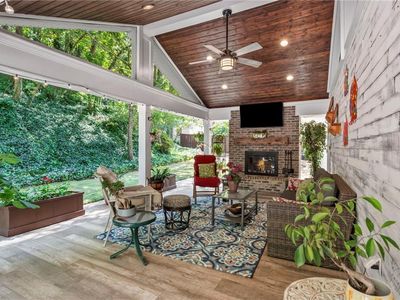 1040 Oakhaven Dr, Roswell, GA, 30075