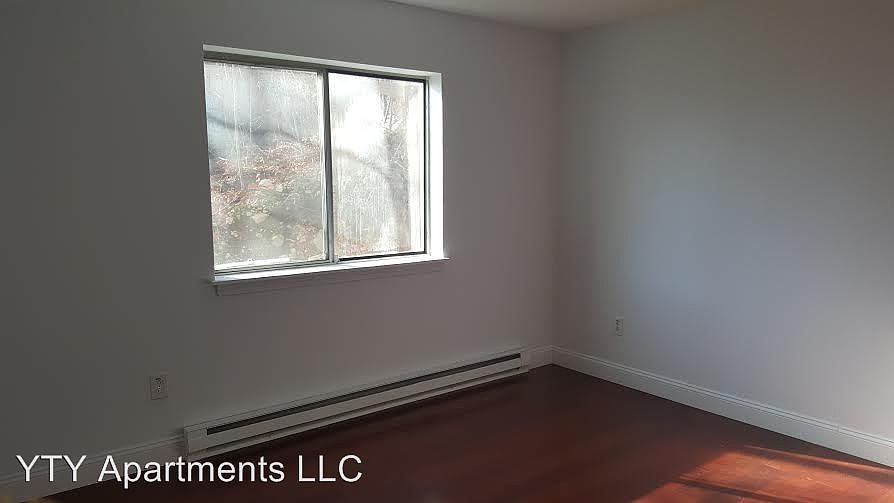 2nd image of 86 Sherman Ave APT 6