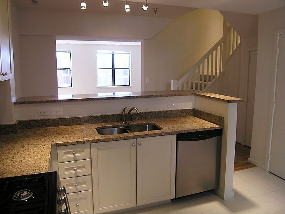 1st image of 1726 Aliceanna St APT 302