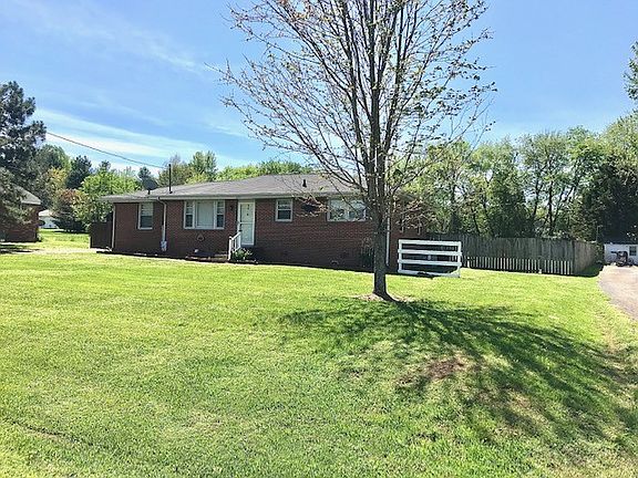 2nd image of 3541 Halleys Dr