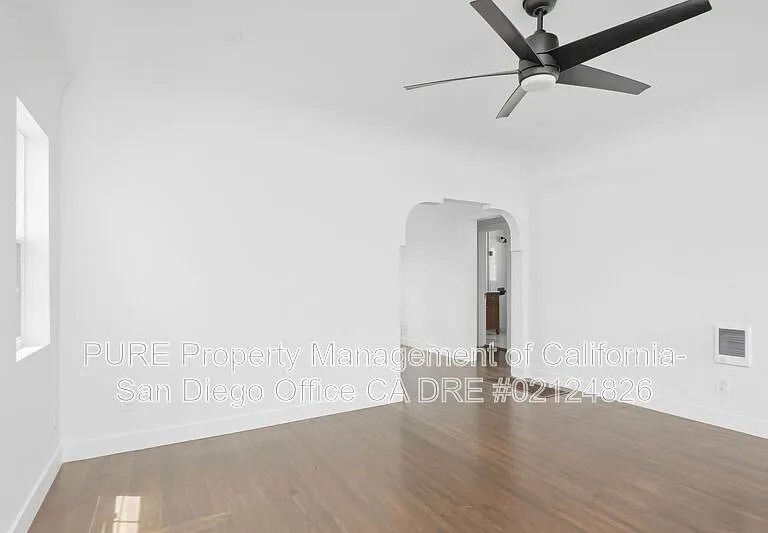 4218-28 Iowa St #4222 — Photo 5