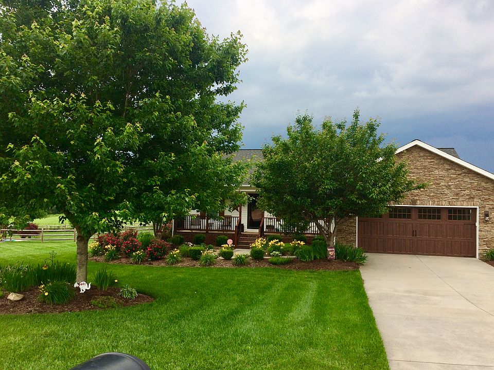 1st image of 120 Mallory Ln