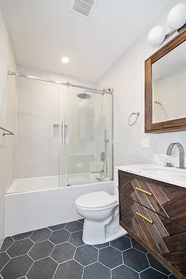 Rented by REAL New York | media 16