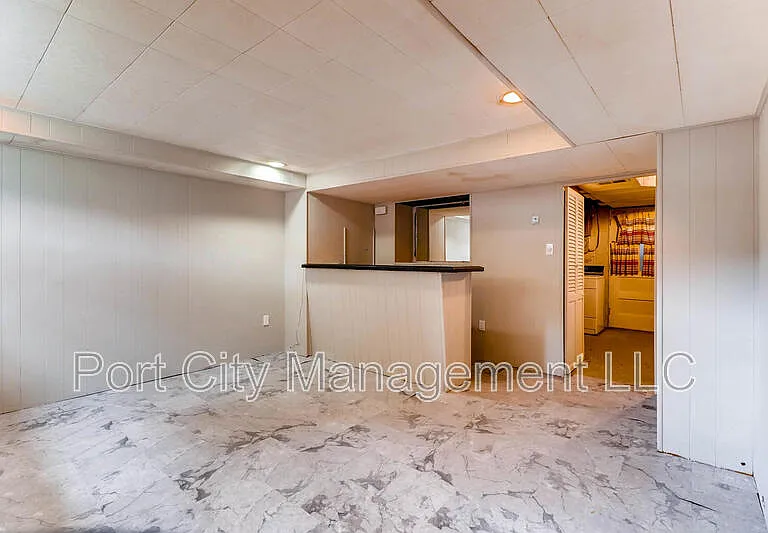 8617 Oak Rd — Photo 15