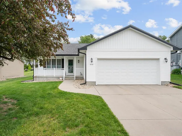 1018 E 18th St S, Newton, IA 50208