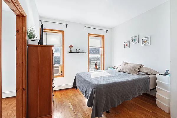 Rented by Compass | media 8