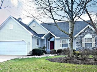 2976 Silver Maple Dr, Akron, OH 44333