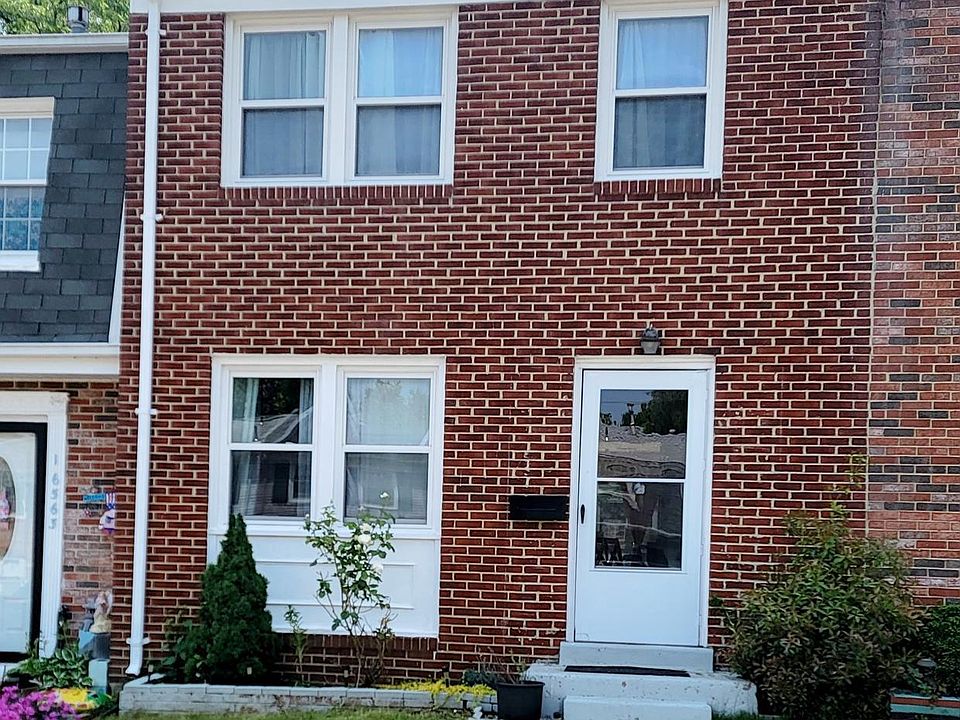 1st image of 16565 Royal Ct