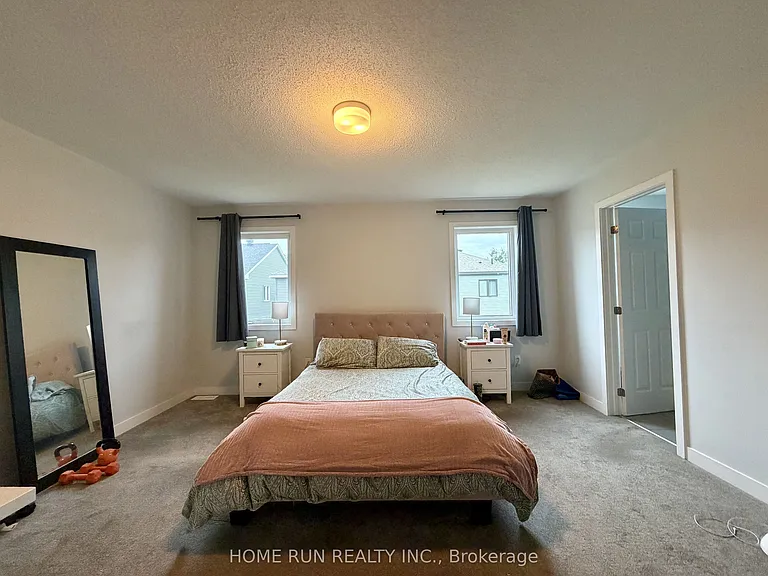 216 Billrian Cres — Photo 20