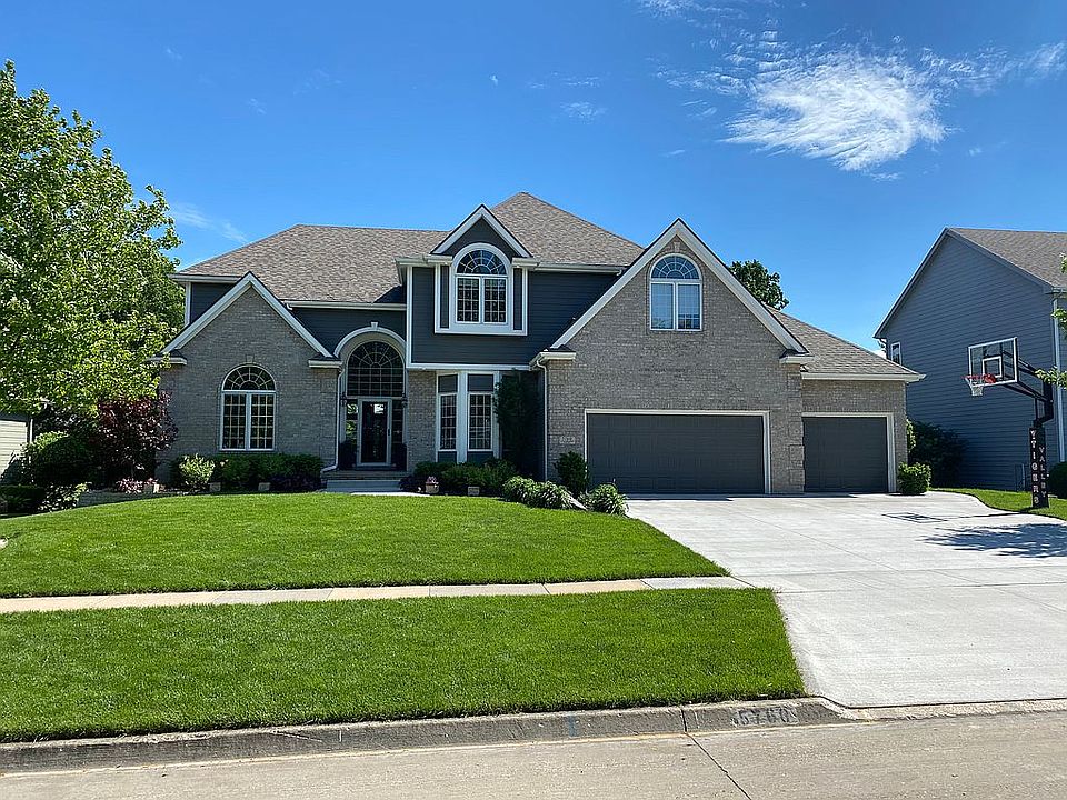 1st image of 5760 Coachlight Ct