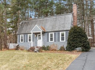 15 Chestnut Dr, Townsend, MA 01469