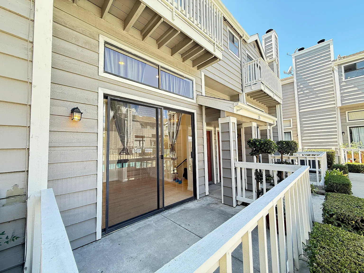 2 bed, 1236 sqft, $3,100 — Photo 2