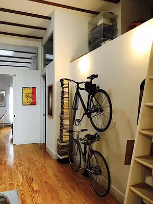 Rented by Veracity NYC LLC | media 23