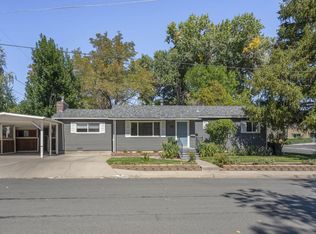 402 W 6th St, Carson city, NV