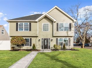 118 Grand Ave, Iselin, NJ 08830