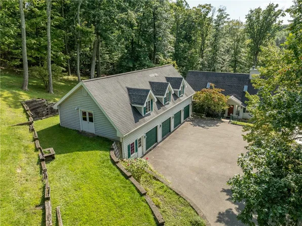 117 Tall Timber Dr, Ligonier, PA 15658