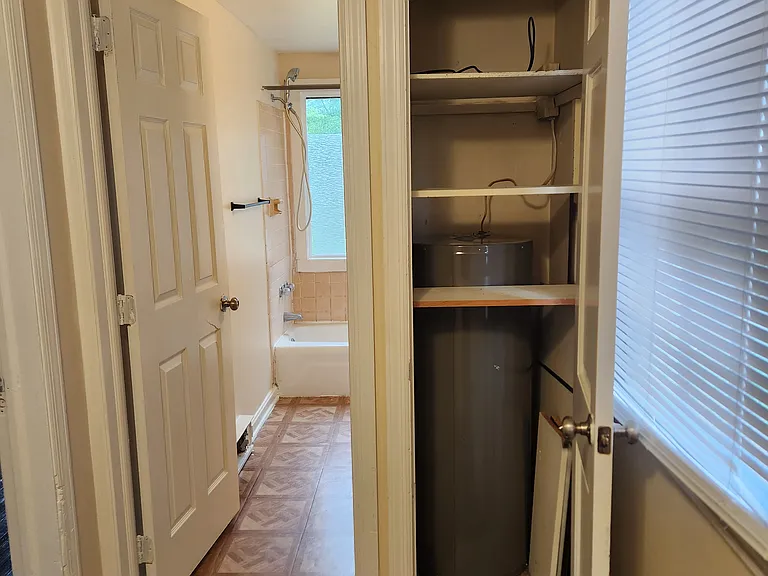 143 Howard Ave — Photo 8