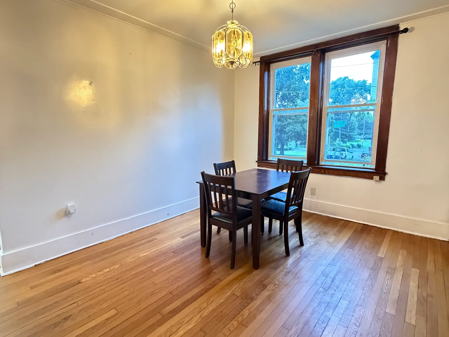 3 bed, 1100 sqft, $1,450 — Photo 4