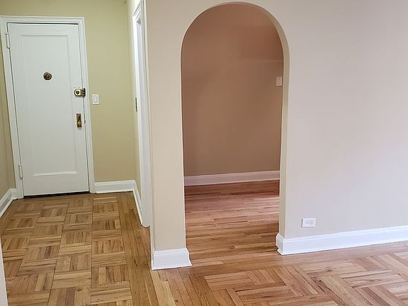 4th image of 4310 50th St #5K
