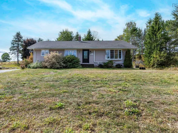 771 Forties Rd, Chester, NS B0J 2M0