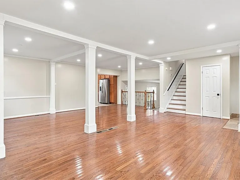 6776 Tilton Ln — Photo 4
