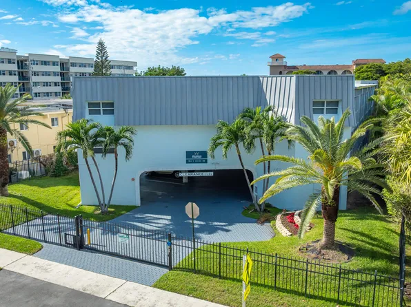 961 SE 20th Ave APT 302, Deerfield Beach, FL 33441