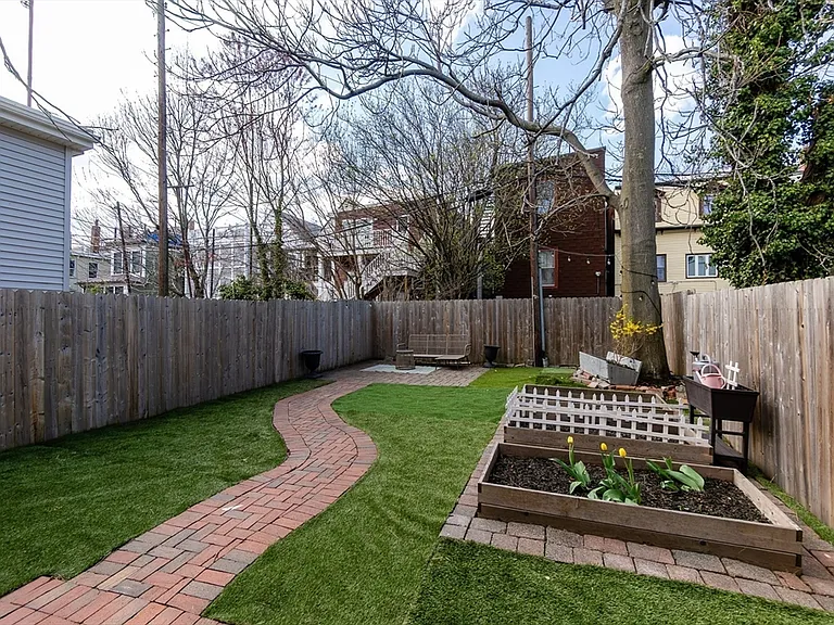 74 Eutaw St #1 — Photo 16
