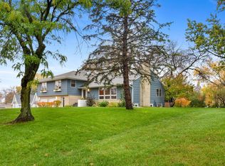 6704 Brittany Rd, Edina, MN 55435