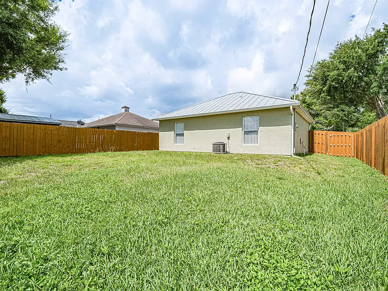 1456 25th Ct SW — Photo 19