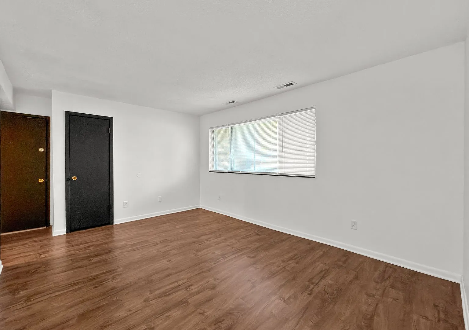 1210 SE Belmont Drive — Photo 4