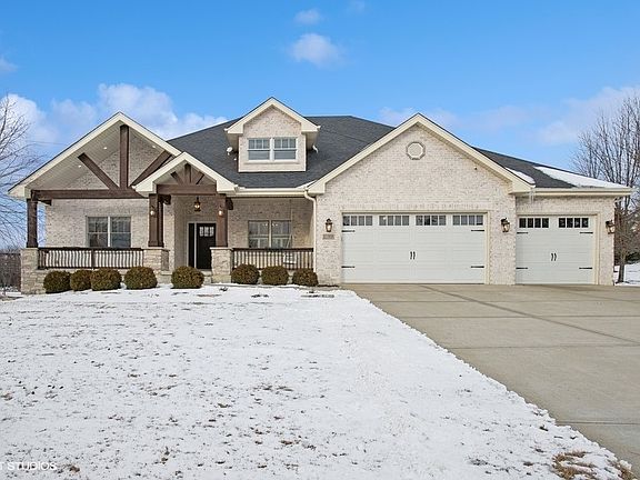 2nd image of 21958 Princeton Cir