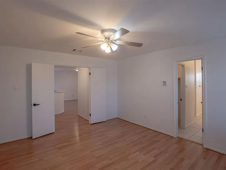 14010 Conner Downs Dr — Photo 2