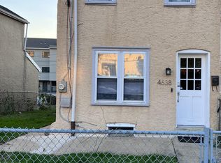 4638 Canton St, Philadelphia, PA 19127