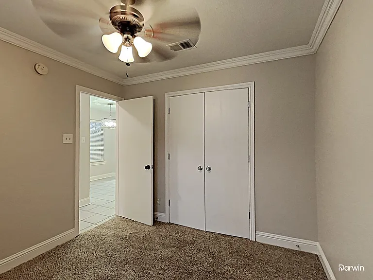 551 SW Rand Dr — Photo 9