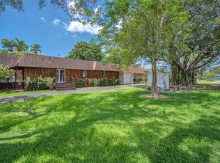 470 NE 113th St, Miami, FL 33161