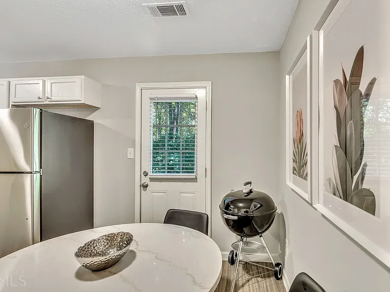 7269 Crestside Dr — Photo 12
