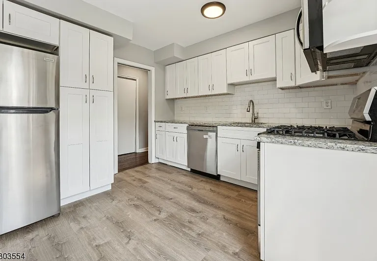 24 Hutton Ave #38 — Photo 2