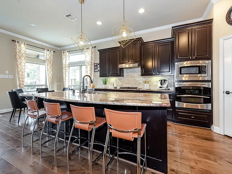 6 Camplight Ct — Photo 13