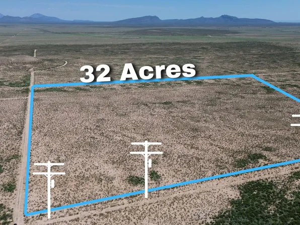 Benoit Rd, Salt Flat, TX 79847