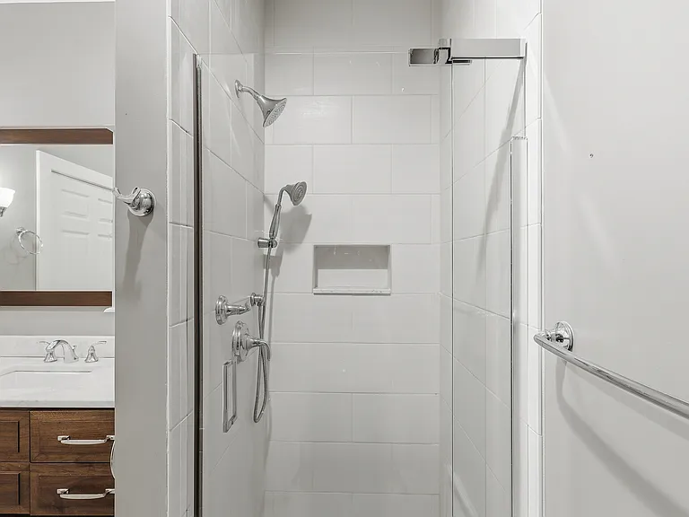 509 Bogart Pl #203 — Photo 15
