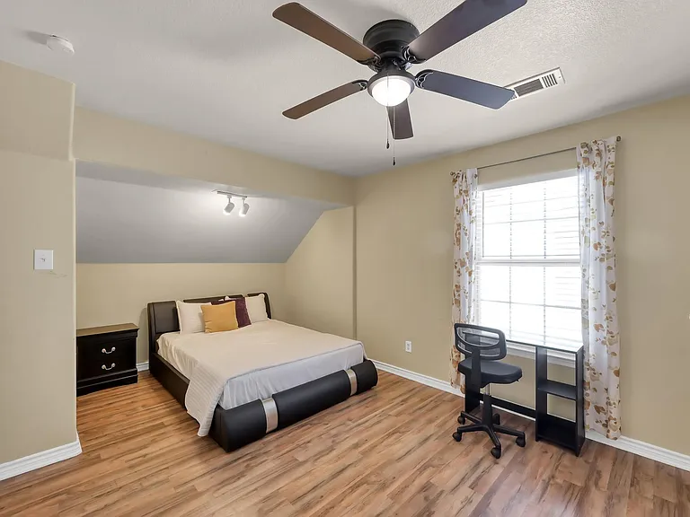 125 Pine Mdws — Photo 36