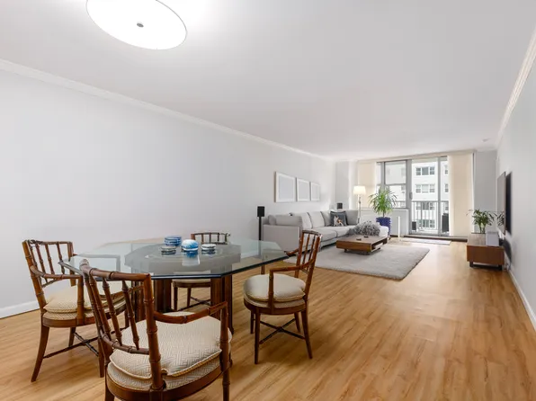 444 East 86th Street 11H image 2 of 10