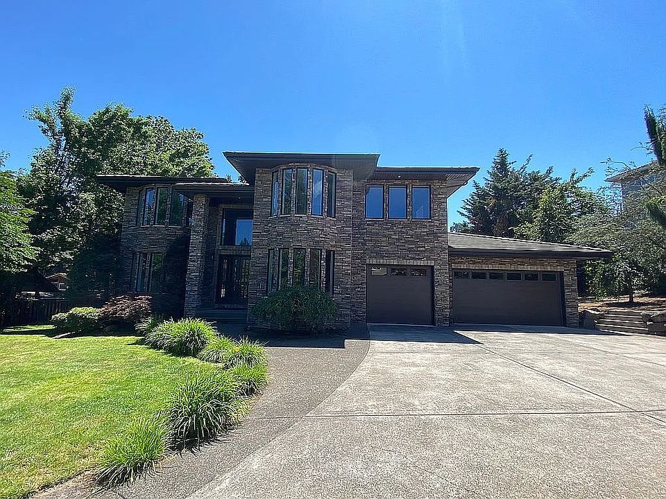 1st image of 2919 Beacon Hill Dr