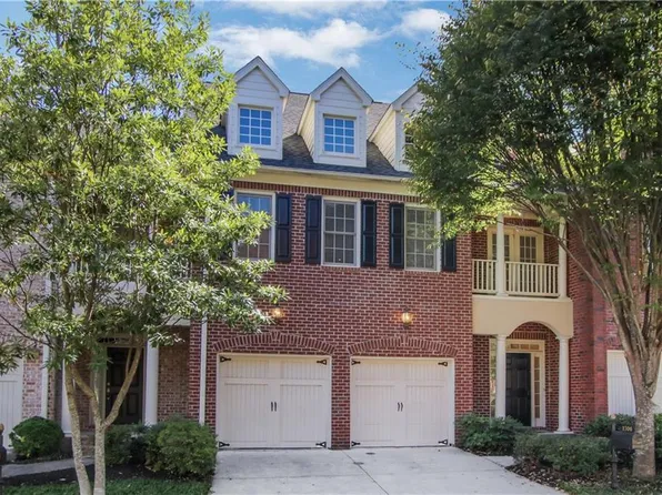 1306 Village Terrace Ct, Dunwoody, GA 30338