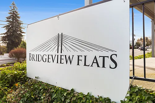 Bridgeview Flats Photo 1