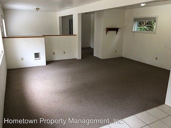 5th image of 9944 62nd Ave SE APT B