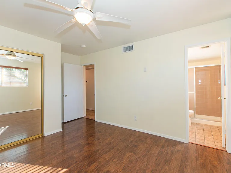 1813 E Ellis Dr — Photo 43