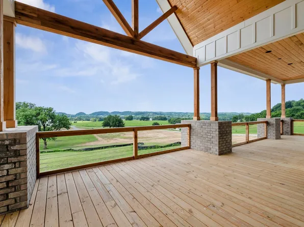 1907 Sedberry Rd, Thompsons Station, TN 37179